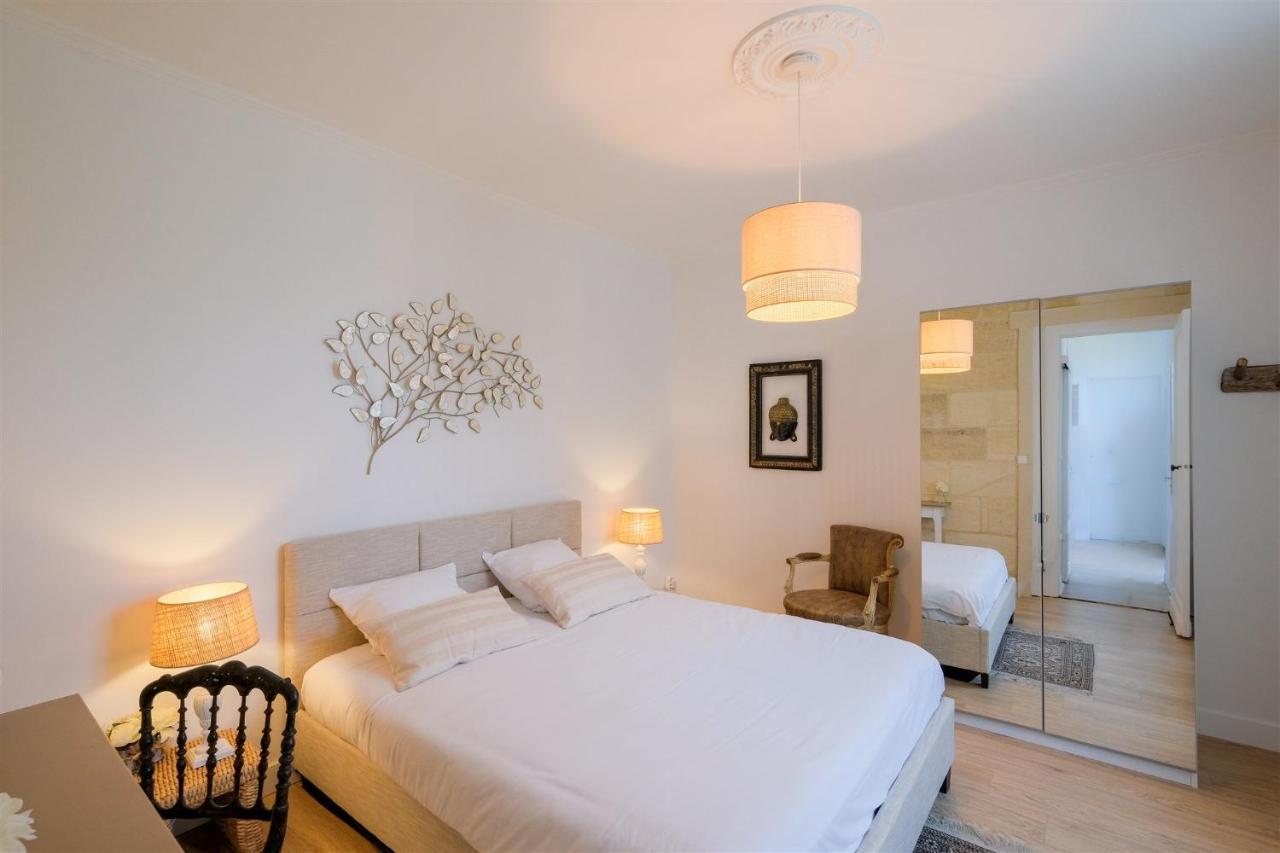 Les Suites D'Alienor-Suite Acanthe Pessac Bagian luar foto