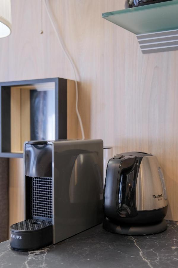 Les Suites D'Alienor-Suite Acanthe Pessac Bagian luar foto