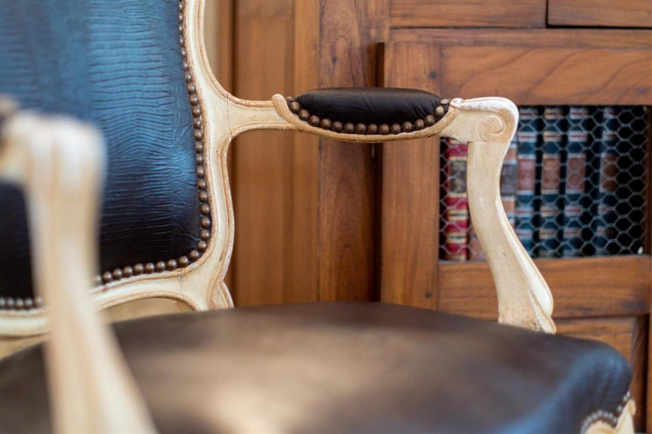 Les Suites D'Alienor-Suite Acanthe Pessac Bagian luar foto