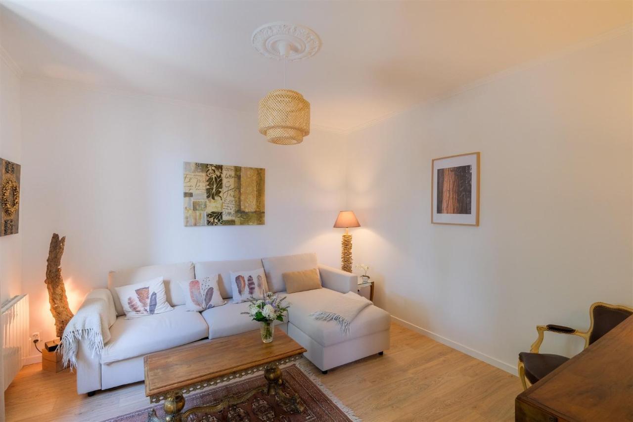 Les Suites D'Alienor-Suite Acanthe Pessac Bagian luar foto