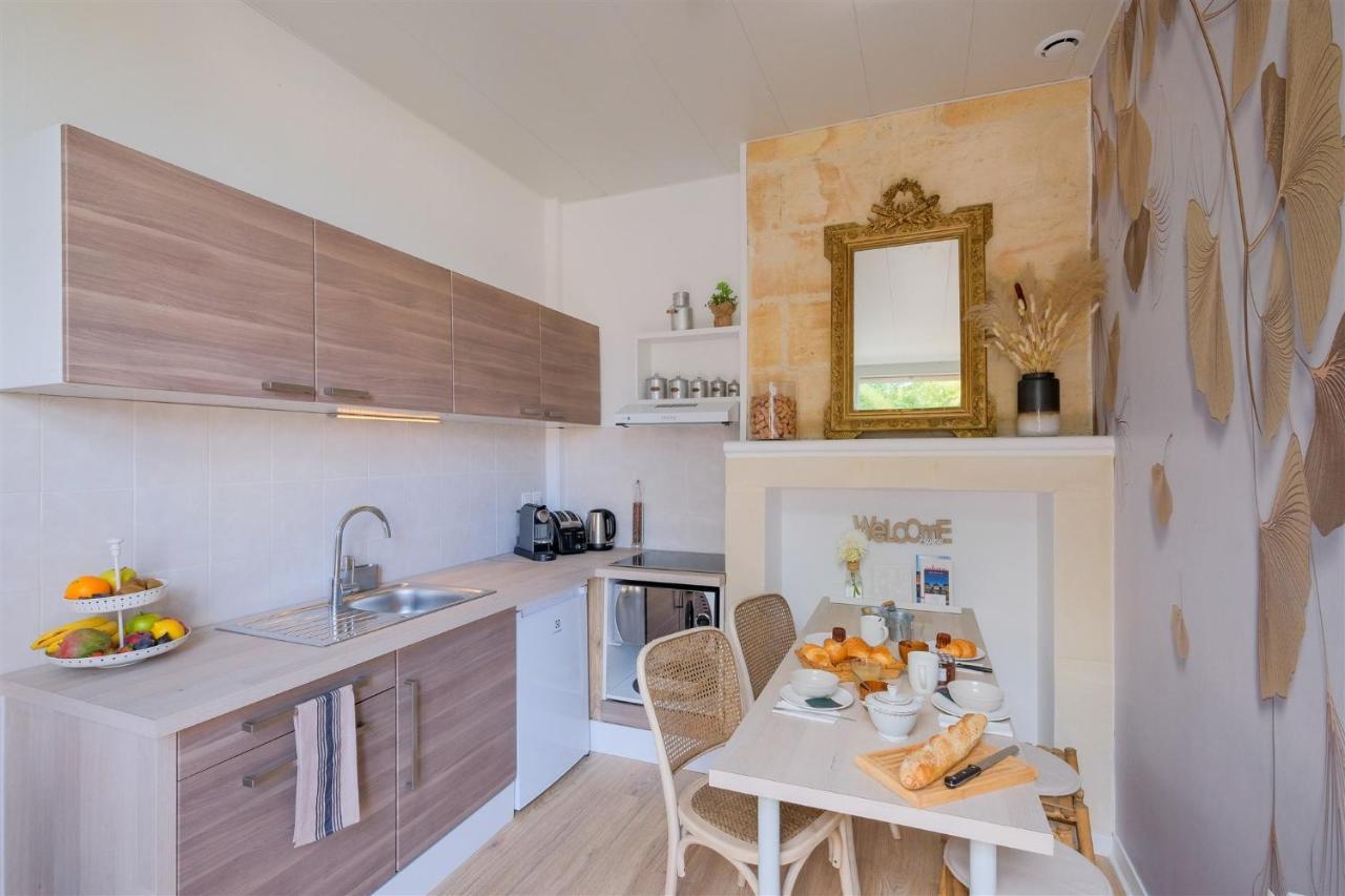 Les Suites D'Alienor-Suite Acanthe Pessac Bagian luar foto
